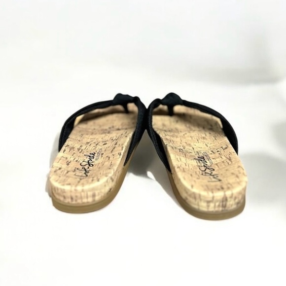 🌻NEW w/box Life Stride Velocity 2.0 Women's Happy Black Thong Sandals Size 10 - Picture 4 of 10